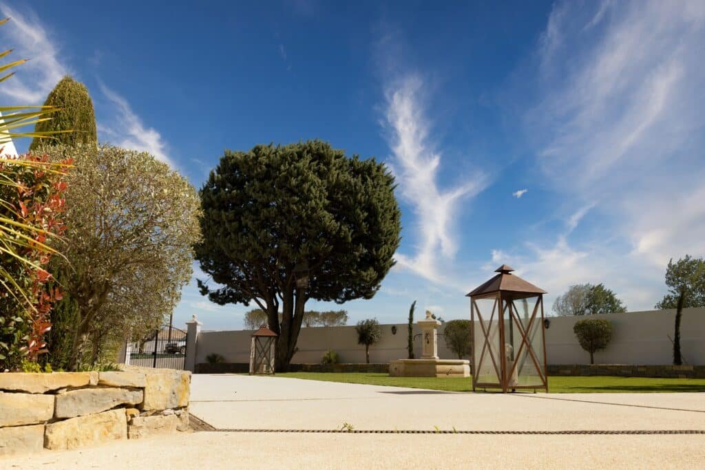 les domaines de manel@agence realize 33 min